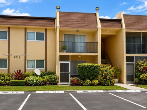 2812 NW 55th Ave #2A