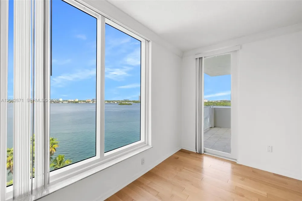 10350 W Bay Harbor Dr #9C Bay Harbor Islands, FL 33154