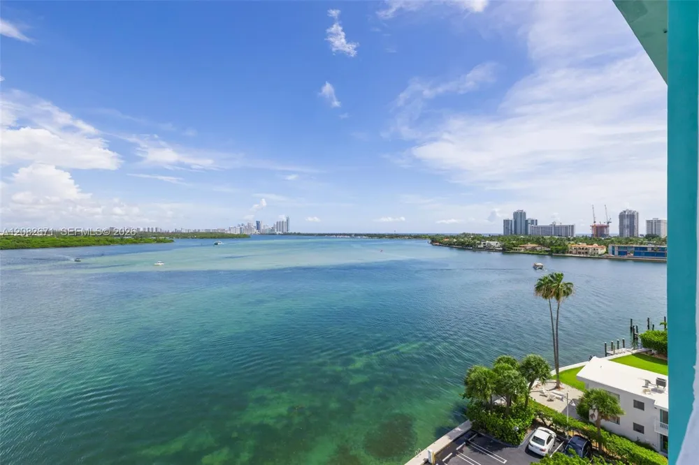 10350 W Bay Harbor Dr #9C Bay Harbor Islands, FL 33154