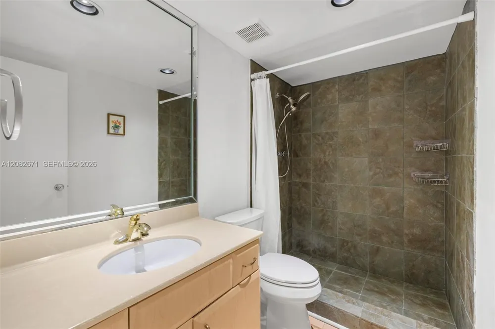 10350 W Bay Harbor Dr #9C Bay Harbor Islands, FL 33154