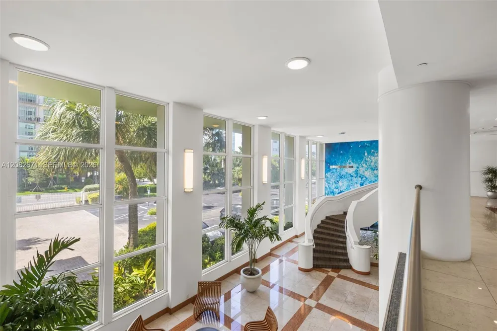 10350 W Bay Harbor Dr #9C Bay Harbor Islands, FL 33154