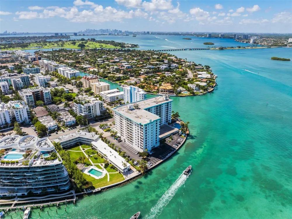 10350 W Bay Harbor Dr #9C Bay Harbor Islands, FL 33154