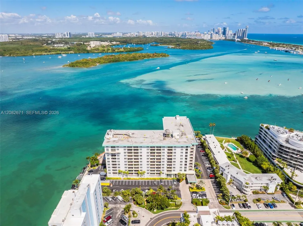 10350 W Bay Harbor Dr #9C Bay Harbor Islands, FL 33154