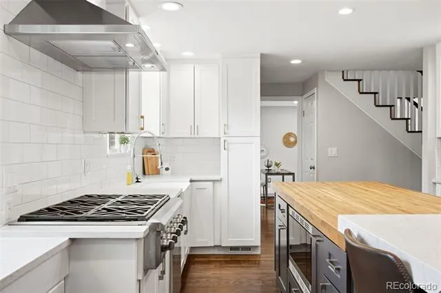 7705 E Napa Place Denver, CO 80237