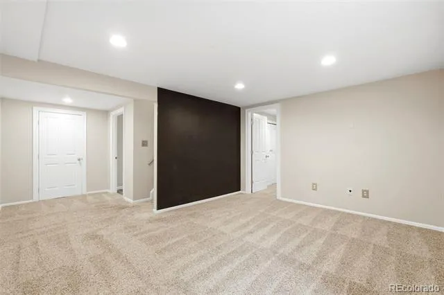 7705 E Napa Place Denver, CO 80237