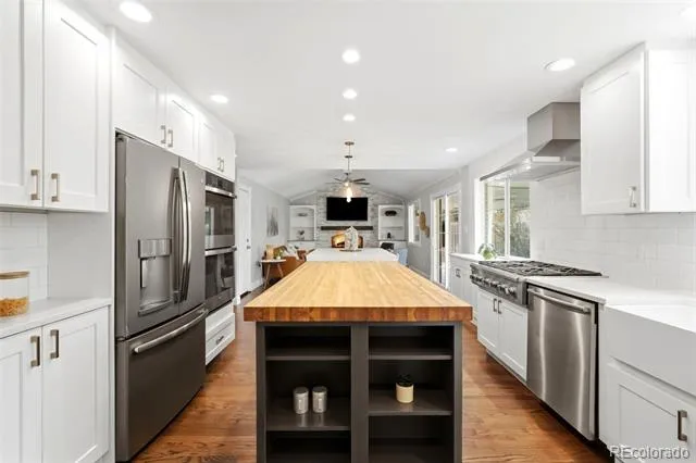 7705 E Napa Place Denver, CO 80237