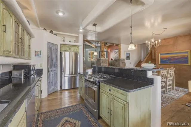 5910 County Road 10 Twin Lakes, CO 81251