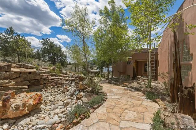 5910 County Road 10 Twin Lakes, CO 81251