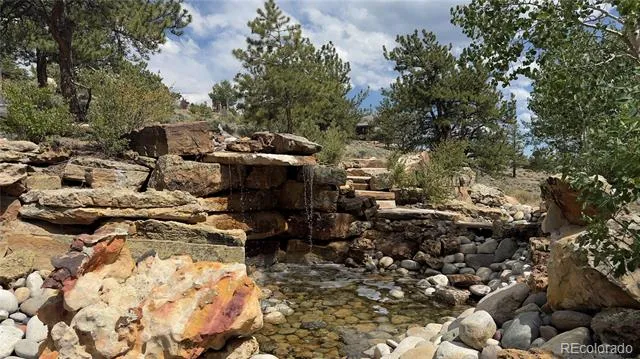 5910 County Road 10 Twin Lakes, CO 81251