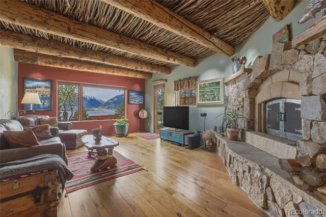 5910 County Road 10 Twin Lakes, CO 81251