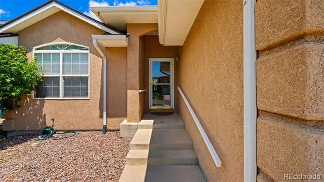 3929 Pronghorn Lane Pueblo, CO 81005