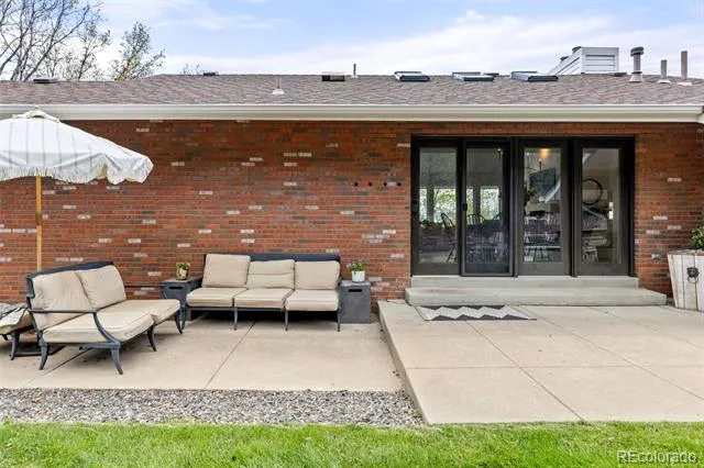 33 Oakridge Drive Castle Rock, CO 80104