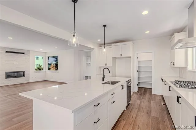763 Mountain Drive Longmont, CO 80503