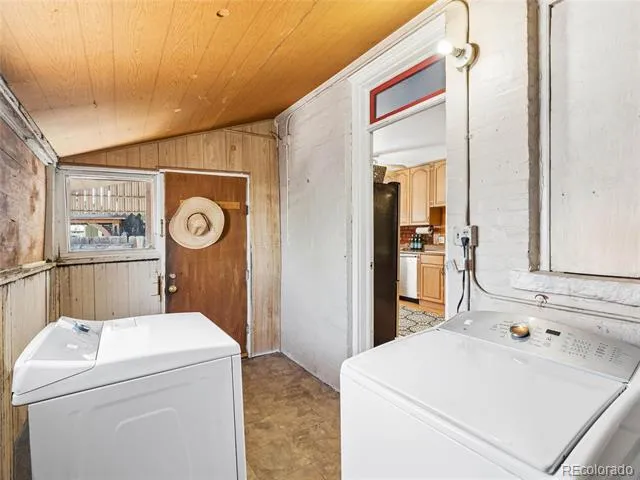 4244 Umatilla Street Denver, CO 80211