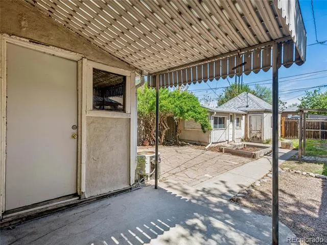 4244 Umatilla Street Denver, CO 80211
