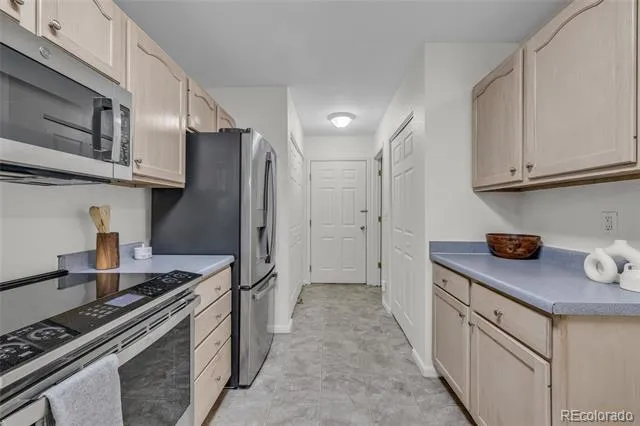 5242 W 68th Avenue Arvada, CO 80003