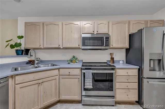 5242 W 68th Avenue Arvada, CO 80003