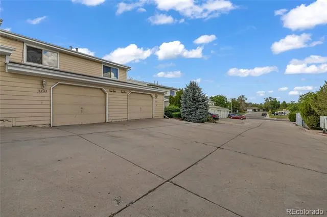 5242 W 68th Avenue Arvada, CO 80003