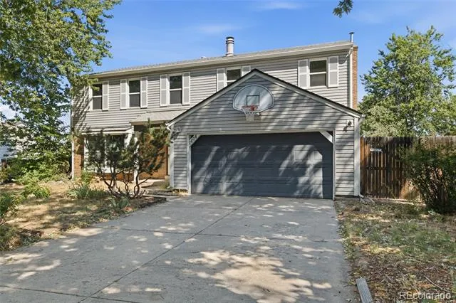 1404 S Vaughn Circle Aurora, CO 80012