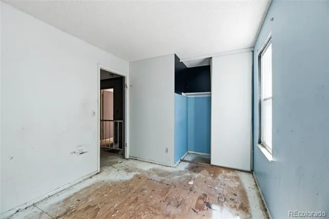 1404 S Vaughn Circle Aurora, CO 80012