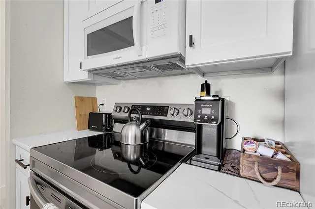 532 Oakwood Drive #B102 Castle Rock, CO 80104