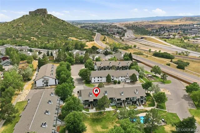 532 Oakwood Drive #B102 Castle Rock, CO 80104