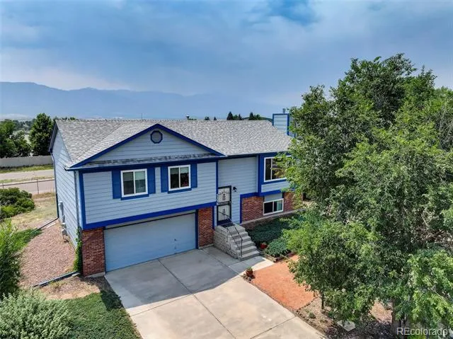 5230 Bradley Circle Colorado Springs, CO 80911