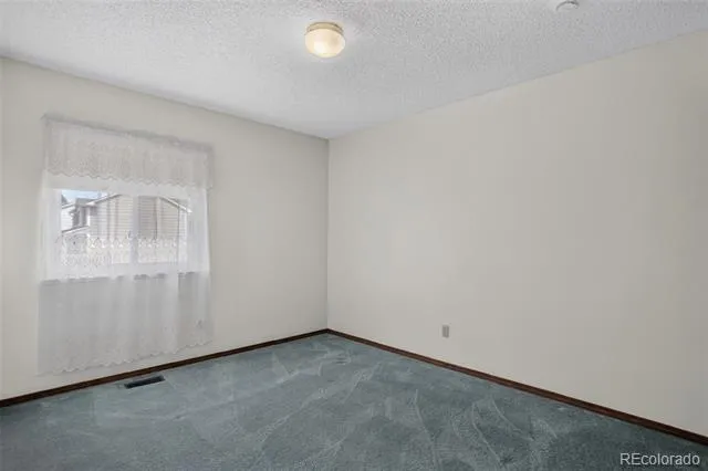 5230 Bradley Circle Colorado Springs, CO 80911