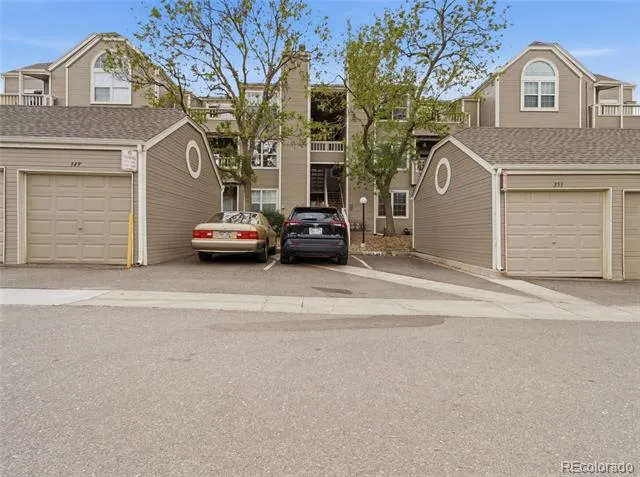 5705 W Atlantic Place #106 Lakewood, CO 80227
