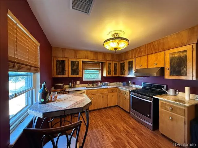 187 University Circle Pueblo, CO 81005