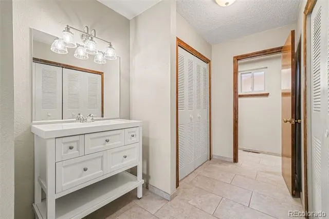 1119 Cholla Lane Broomfield, CO 80020
