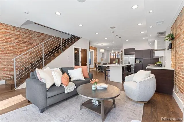 2521 Lawrence Street Denver, CO 80205