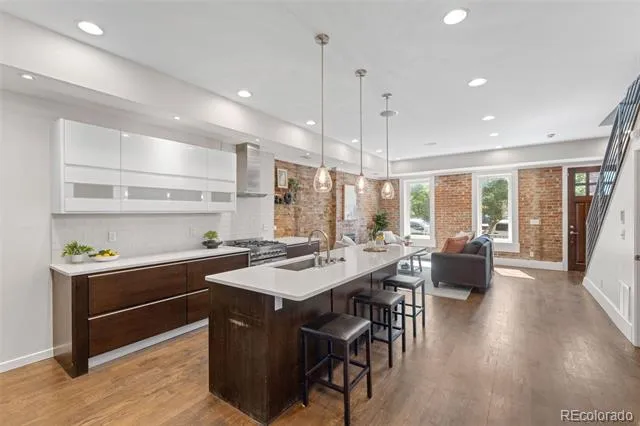2521 Lawrence Street Denver, CO 80205