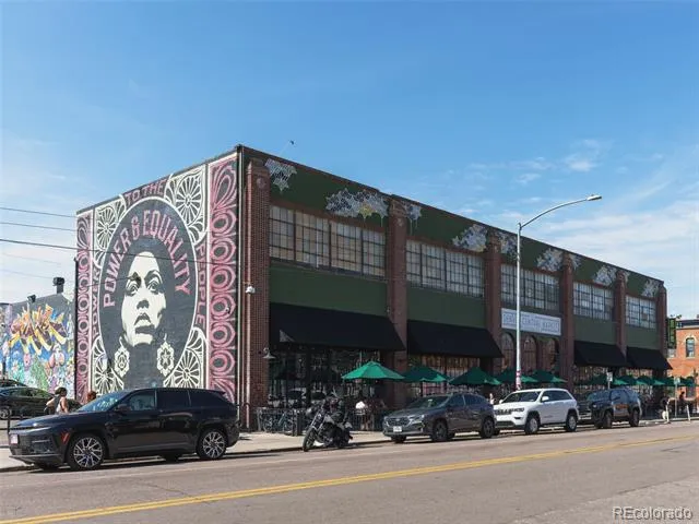2521 Lawrence Street Denver, CO 80205