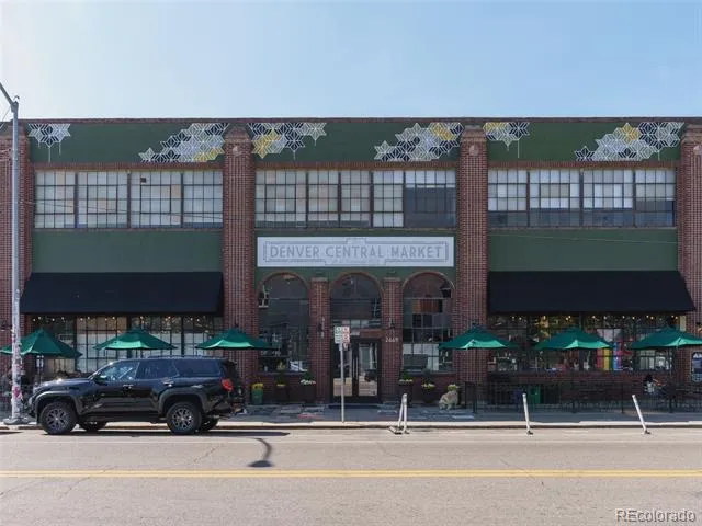2521 Lawrence Street Denver, CO 80205