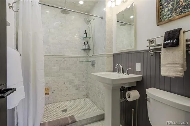 5451 Conley Way Denver, CO 80222