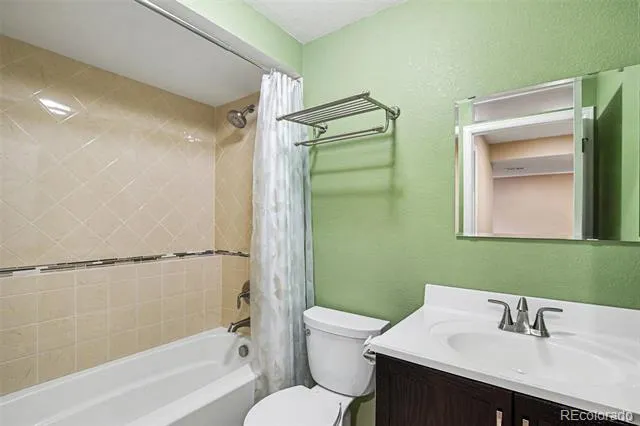 23502 E Alabama Drive Aurora, CO 80018