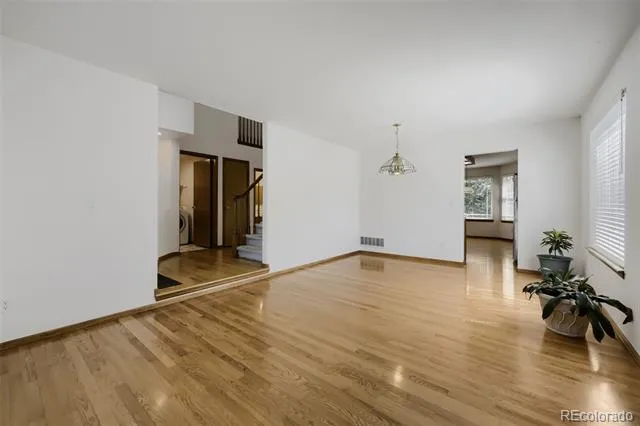 1189 Ridgeview Circle Broomfield, CO 80020