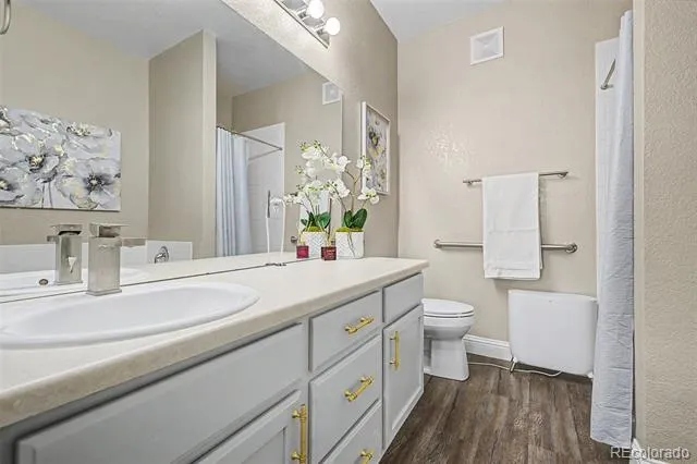 4457 S Jebel Court Centennial, CO 80015