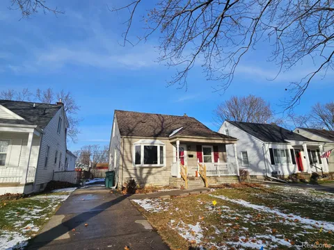 152 HIGHLAND AVENUE