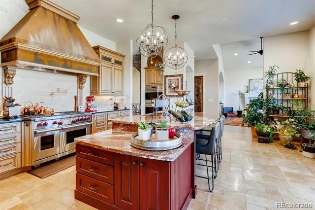 6963 S Espana Way Aurora, CO 80016