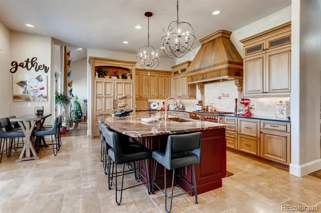 6963 S Espana Way Aurora, CO 80016
