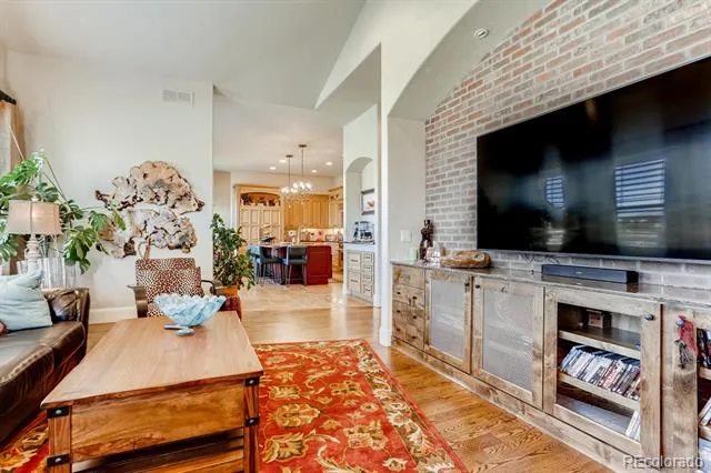 6963 S Espana Way Aurora, CO 80016