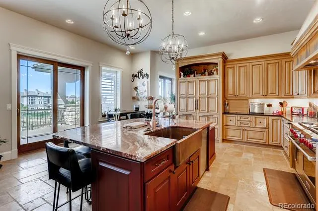 6963 S Espana Way Aurora, CO 80016