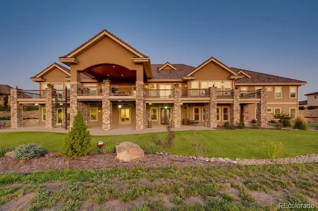 6963 S Espana Way Aurora, CO 80016