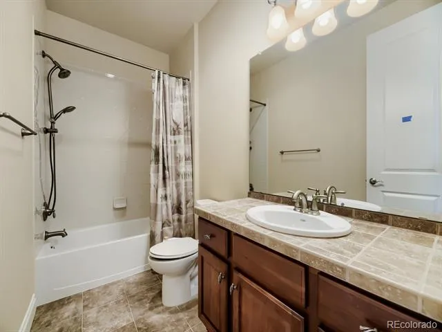 9241 Grafton Drive Lone Tree, CO 80124