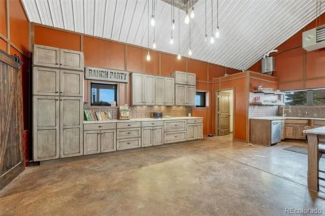 9565 Oak Springs Trail Franktown, CO 80116