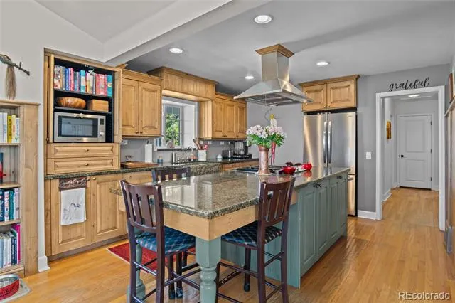 35187 County Road 17 Elizabeth, CO 80107