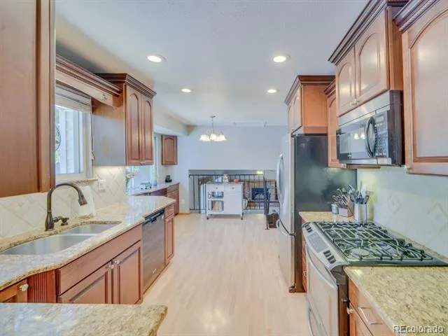 6566 S Ammons Court Littleton, CO 80123