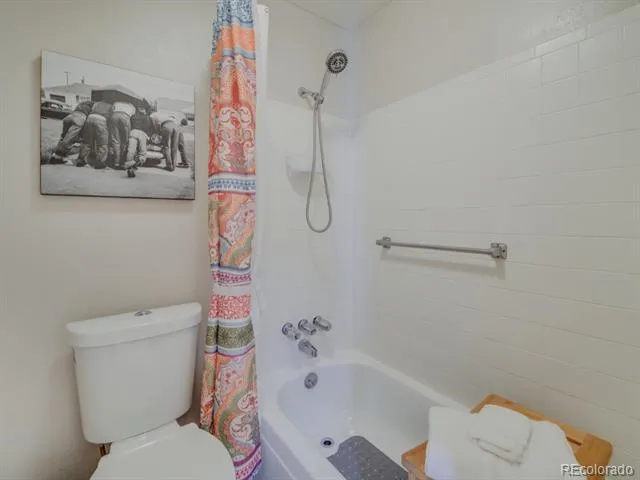 6566 S Ammons Court Littleton, CO 80123